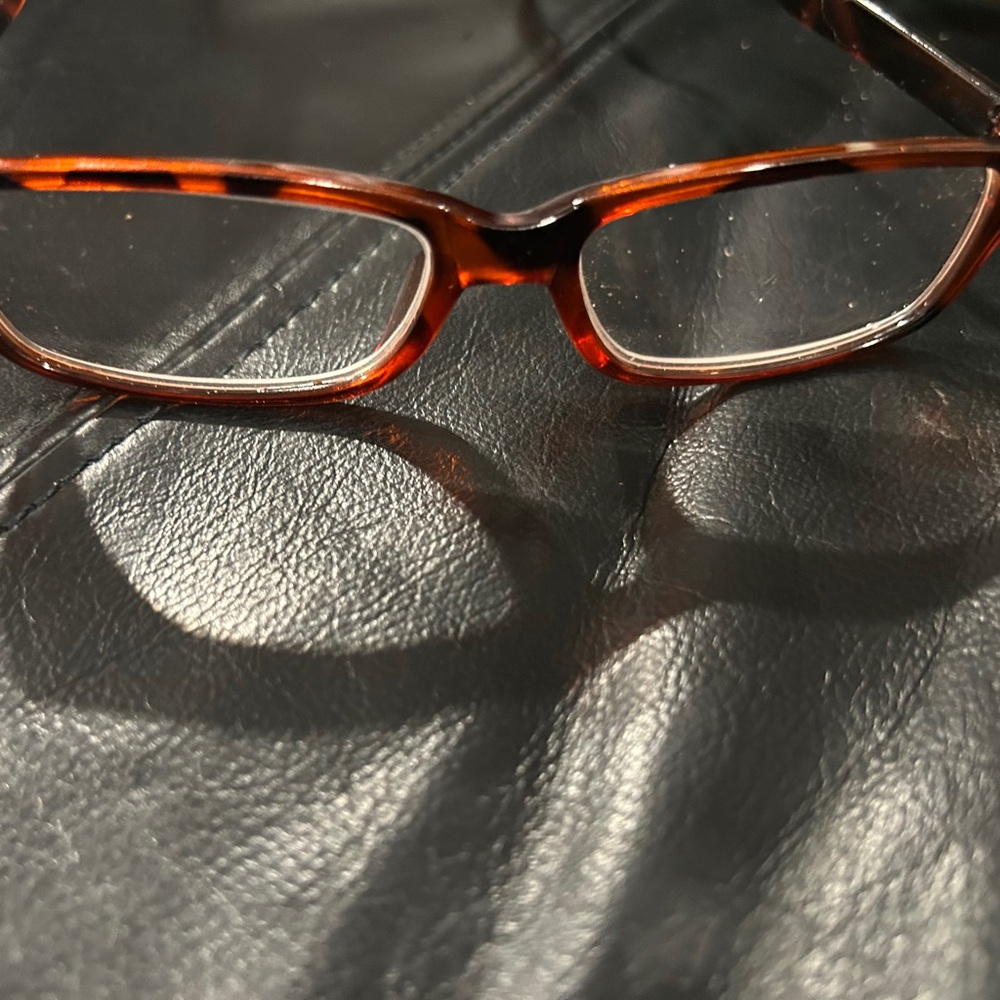 Tortoise Shell Rectangle Reading 2.75 Glasses - image 7